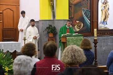 Lomo Magullo le da la bienvenida a su nuevo párroco/Francisco Javier Santana.